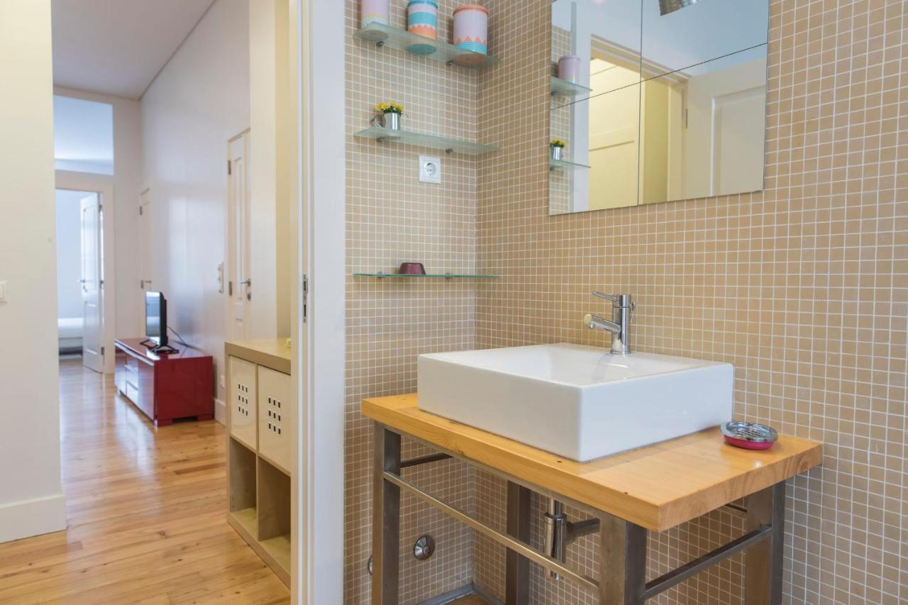Lovelystay - Downtown Cosy Wonder Lisbon Exterior photo
